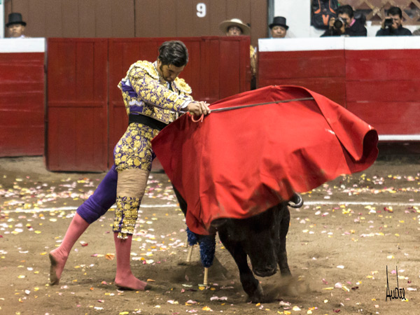 Ayudado con aire antiguo