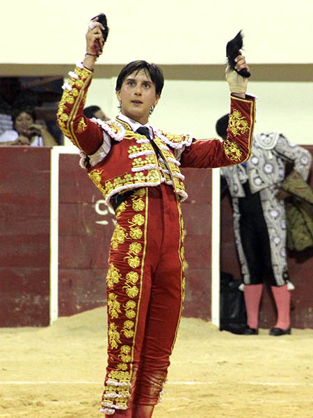 Tarde de tres orejas