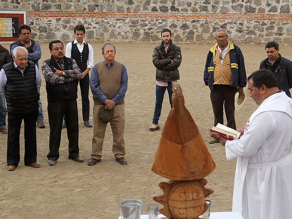 Bendici�n del ruedo