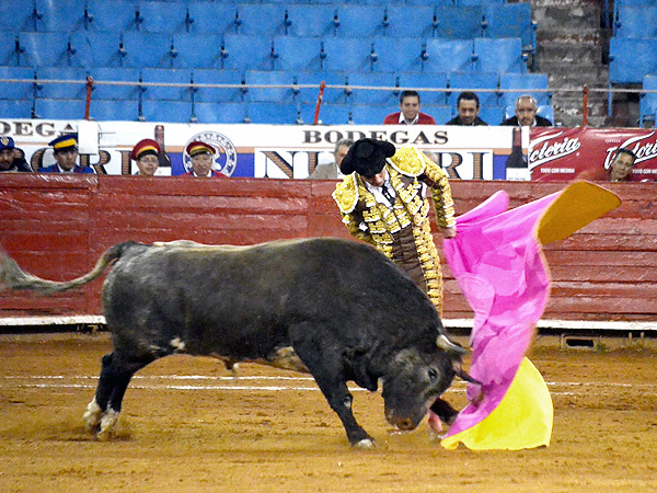 Alfredo Guti�rrez, a escena