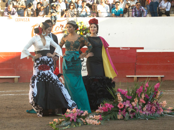 Mujeres guapas, las autlenses
