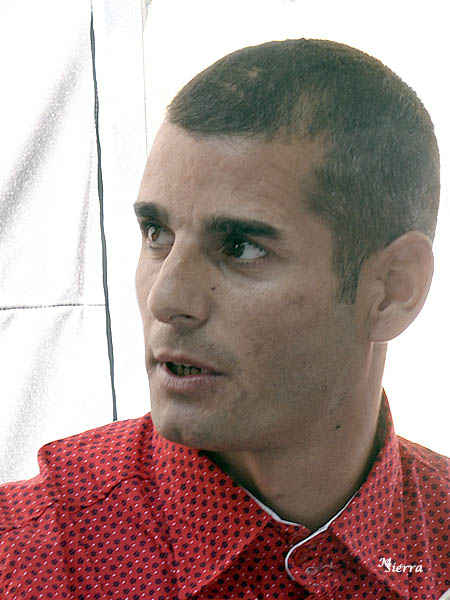 Jos� Amores, recortador