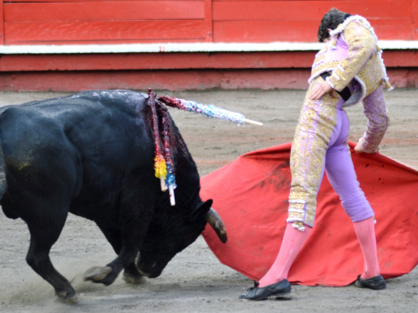 Con suavidad al engancharlo