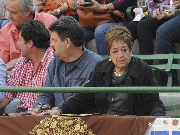 Do�a Laura, infaltable