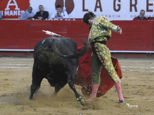 Con el empaque tan suyo