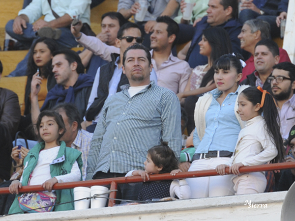 Los ni�os, en los toros