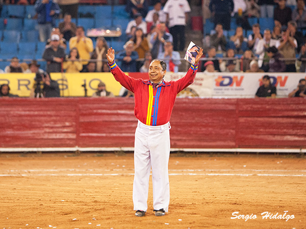 El adi�s a Rodolfo �vila