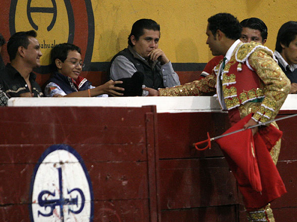 Al hijo del apoderado