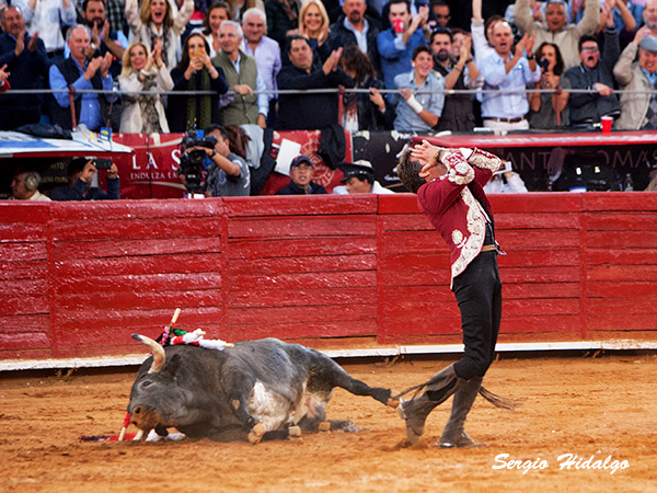 Con la emocin a flor de piel