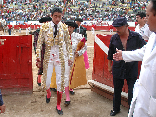 �Ah� va un torero de verdad!