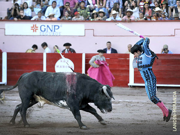 Aldo Navarro, regres� a los ruedos