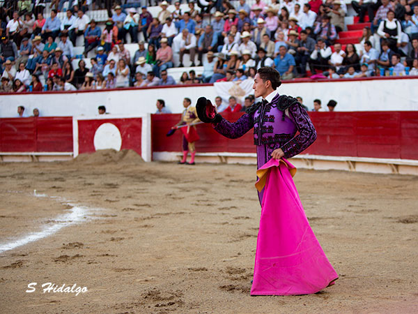 Fernando Garc�a, al tercio