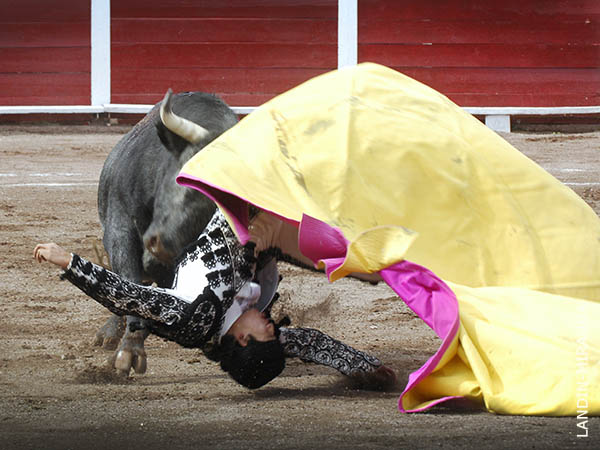 Descuido y voltereta