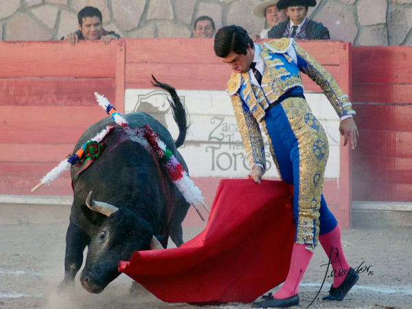 Trincherazo de Ferm�n Rivera