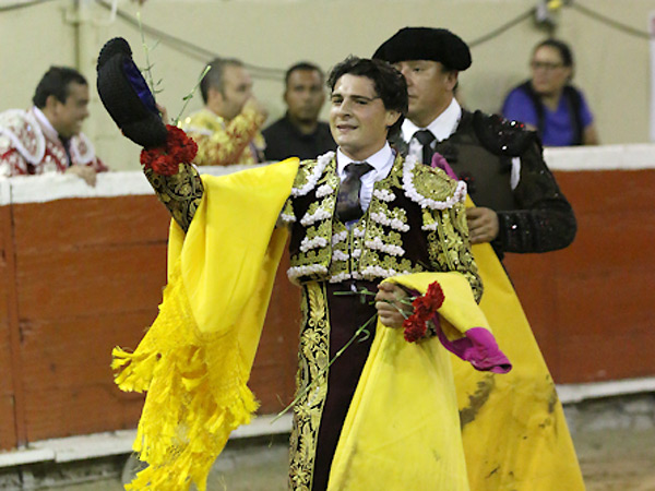 Michelito, sonriente