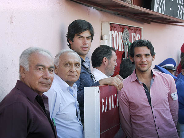 Ganaderos titulares del festejo