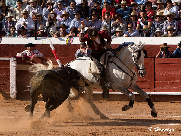 Grave cornada a Trueno