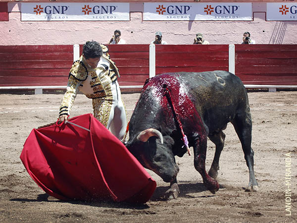 Probando el pit�n derecho