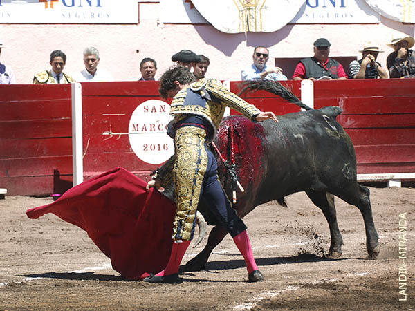 Evocando al fara�n