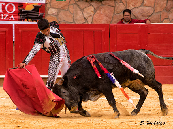 Casta�eda, dej� ir el triunfo