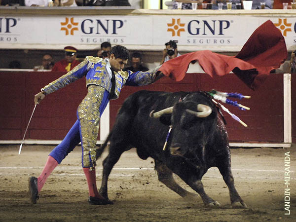 Lo dej� andar a gusto