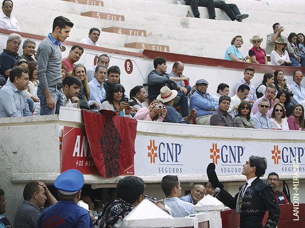 Brindis al maestro Talavante