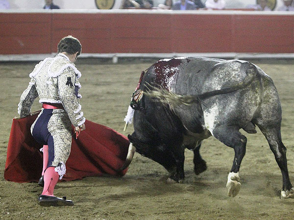 Saldivar con el cierraplaza