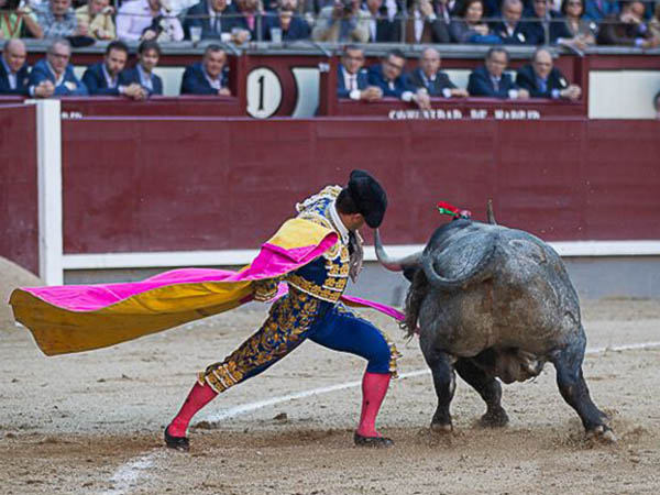 Heterodoxo remate de Rafaelillo