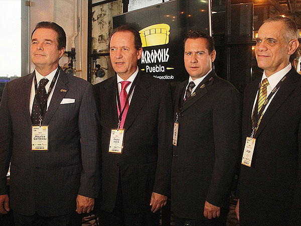 Gendreau, Vaca, Gilio y Rej�n