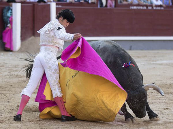 Miguel Abell�n a la ver�nica