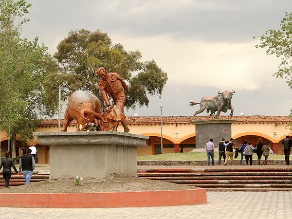 Las familias llegaron a despedirlo