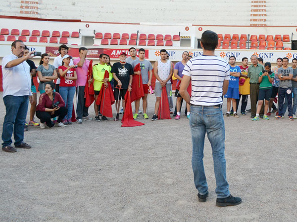 Atentos y respetuosos