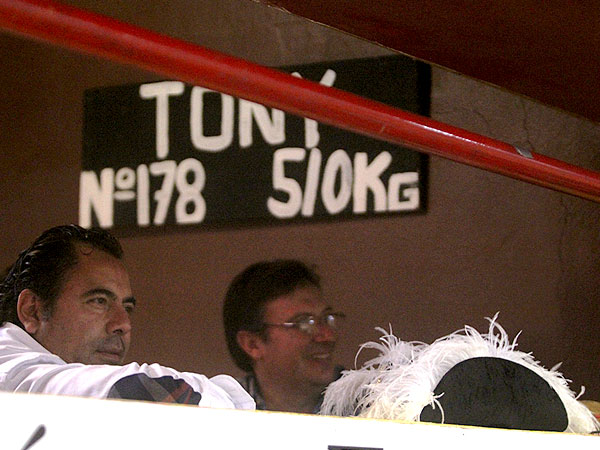 Brindado a To�o del Fueyo