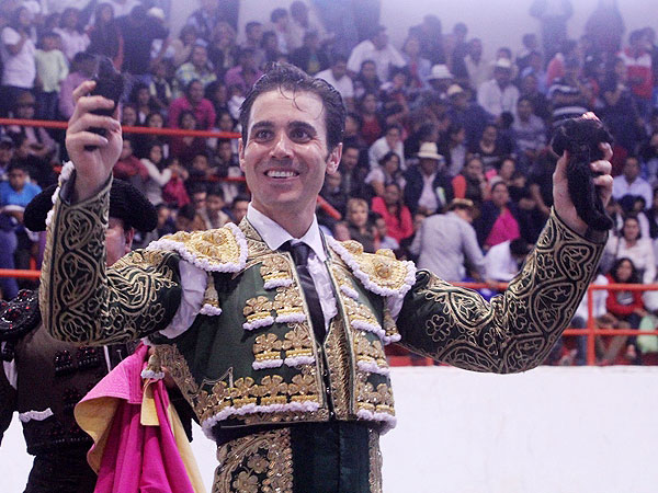 Dos orejas de mucho peso