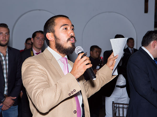 La afici�n opinando