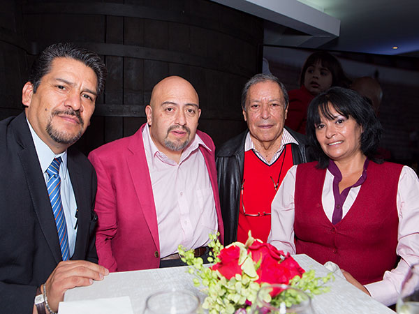 El Pato, en pie de lucha