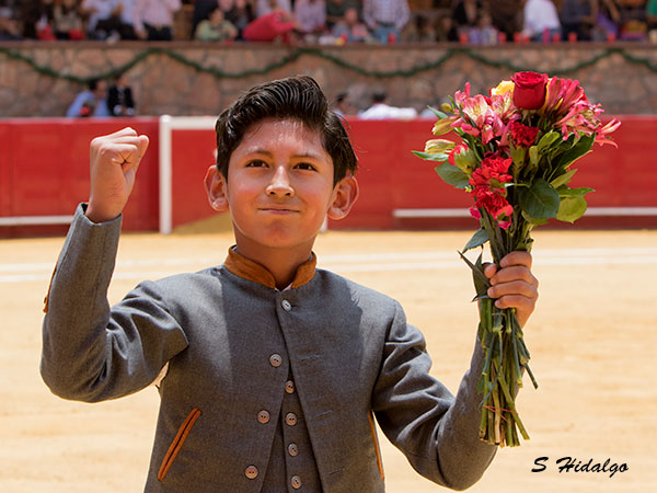 Emiliano Osorno, meritoria oreja