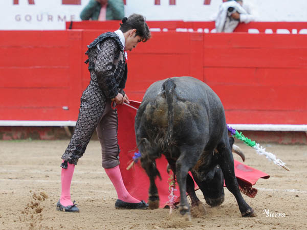 Por el pit�n derecho