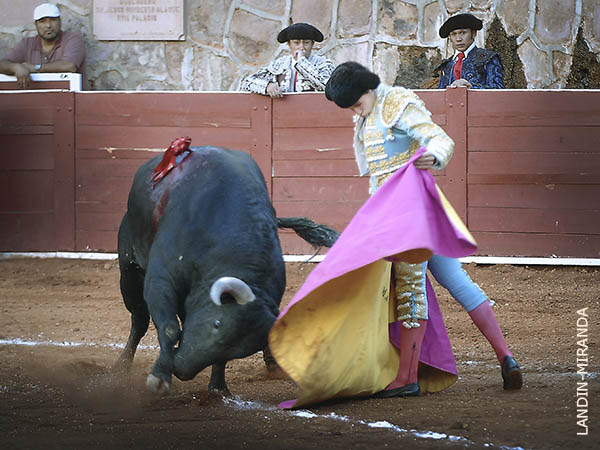 Gin�s debut� en suelo mexicano