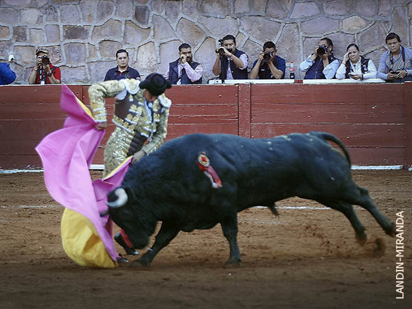 Lances de C�sar Montes