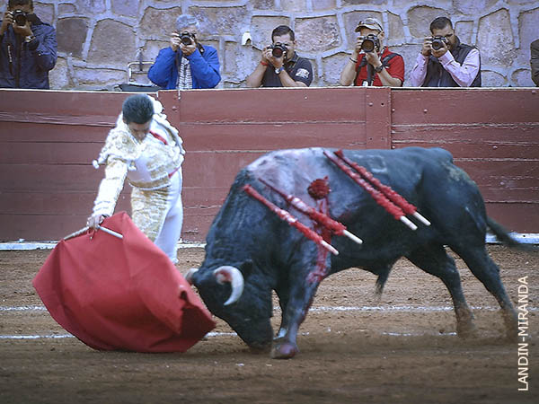 Digna actuaci�n de Jorge