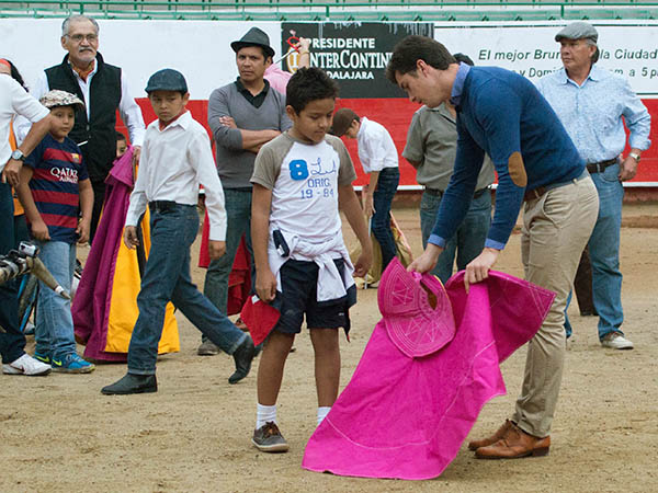Una clase con el diestro sevillano