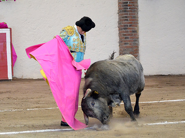 Platerito abre plaza