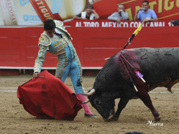 Aguante, templanza y mando