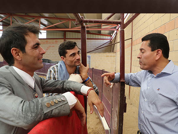 Arturo, Paco Ure�a Y Pablo Corona