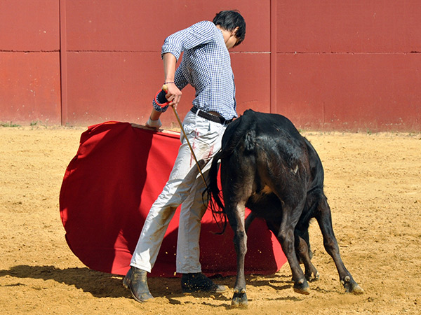 Acompa�ando con la cintura