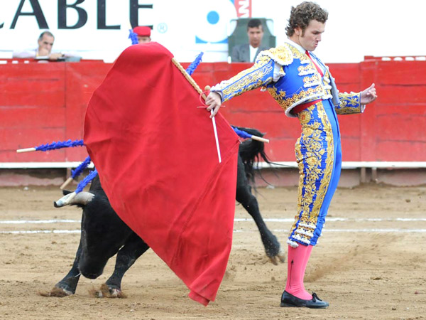 Vibrante inicio de Octavio