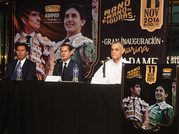 Develaci�n del cartel