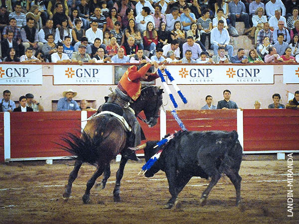 Espectacular a dos manos