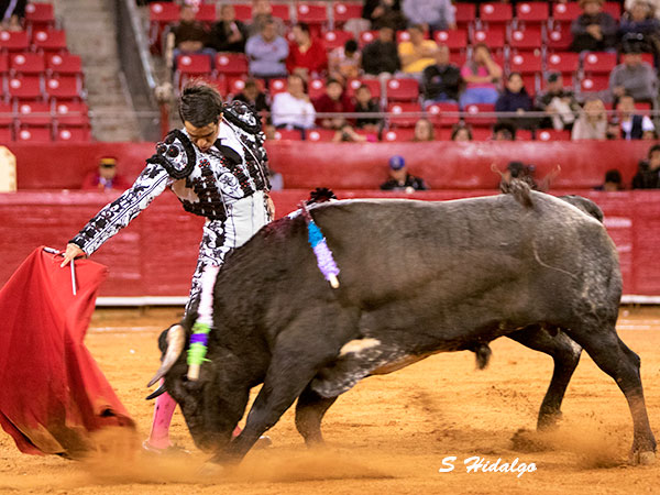 Gaona, tarde dificil